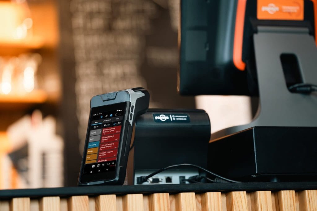 foto-lodenica-cafe-515682-qqNeRpje-scaled