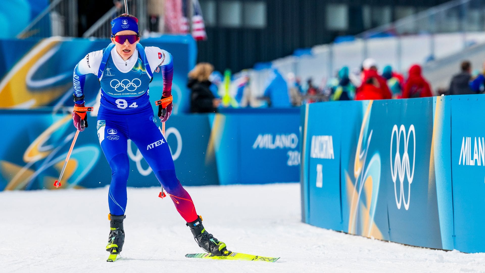 Na snímke Mária Remeňová počas ženskej štafety v biatlone