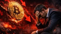Cena najväčšej kryptomeny na svete prudko padla. Investori Bitcoinu zažili krvavý kúpeľ, toto ich čaká