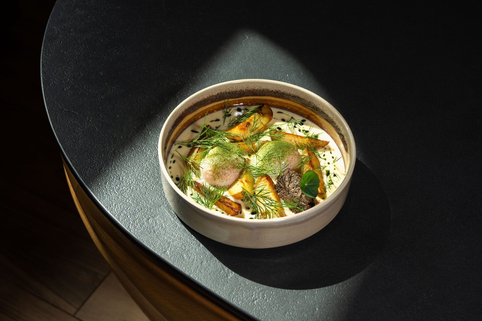 4.1. EMOTI Sharefood Tavern