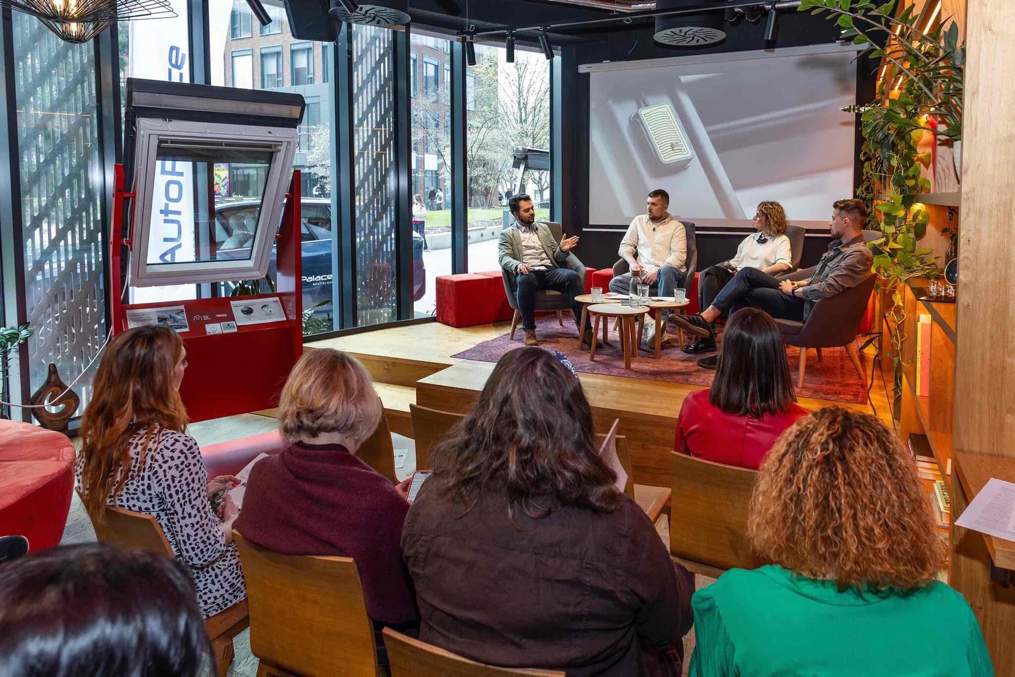 na snimke okno, velux