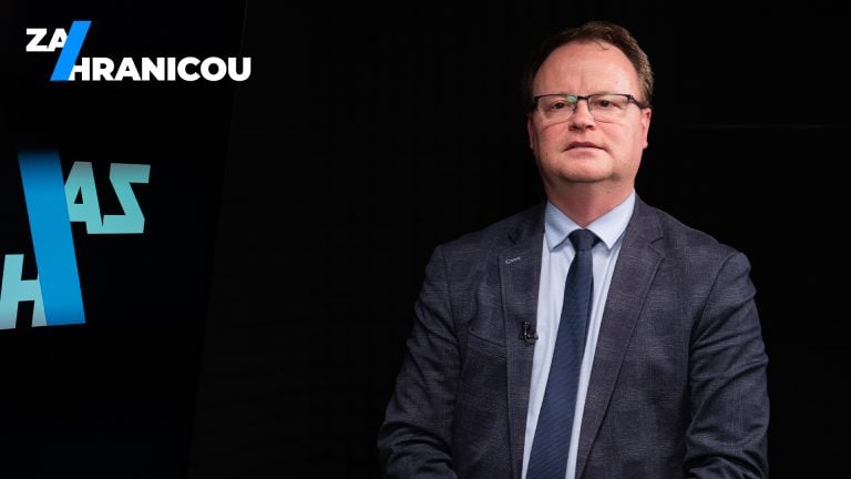 Za hranicou Zsolt Gál