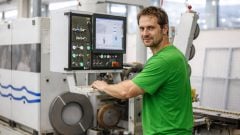 Nábytkársky gigant z Topoľčian s tržbami 33,8 milióna eur čelí kríze: Sociálnej poisťovni dlhuje vyše pol milióna