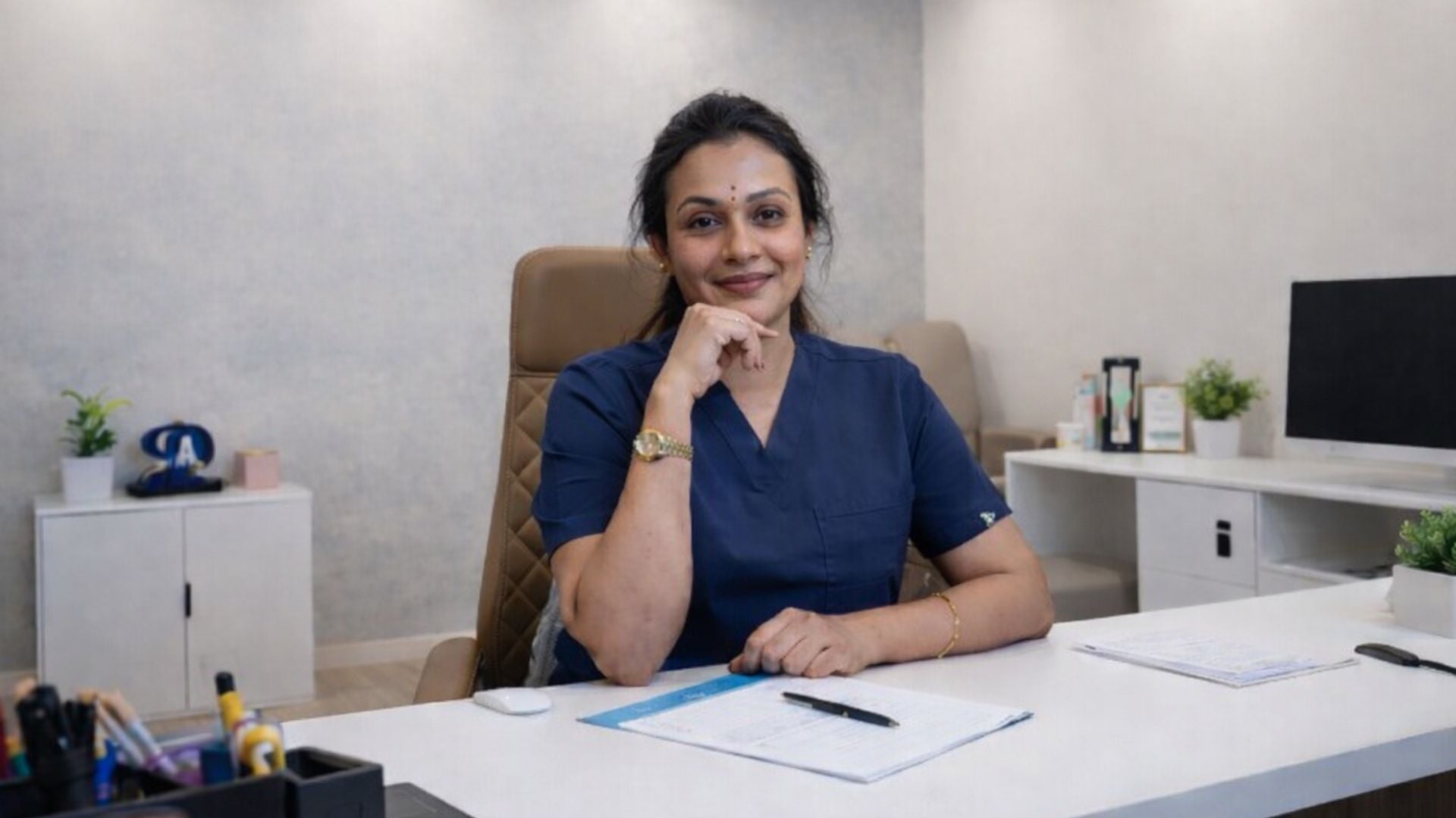 Chirurgička Dr. Preethi Mrinalini