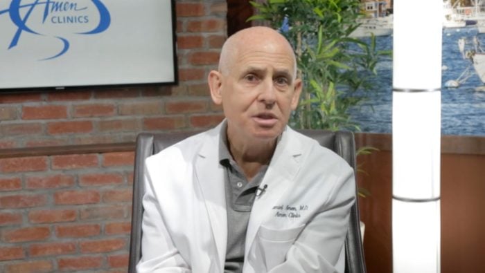 Svetoznámy psychiater odhalil ranný trik, ktorý nastaví mozog na úspech. Väčšina ľudí robí presný opak