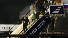 „Prišla nám výstraha pred útokom.“ Česi zažili dramatický útek z Dubaja, pred odletom zazneli ohnivé explózie