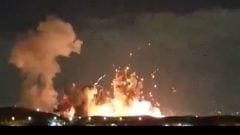 VIDEO: Masívny útok v Iráne. Američania a Izrael zhodili 900-kilové bomby na zbrojný sklad, Trump zverejnil zábery