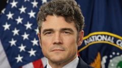 Vzbura proti Trumpovi prichádza po zásahu v Iráne. Šéf kľúčového centra odstupuje