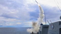 12 miliárd dolárov a roky zásob kritickej munície sú preč. USA míňajú drahé strely na lacné iránske drony