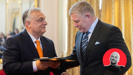 Na snímke vľavo maďarský premiér Viktor Orbán a vpravo slovenský premiér Robert Fico.