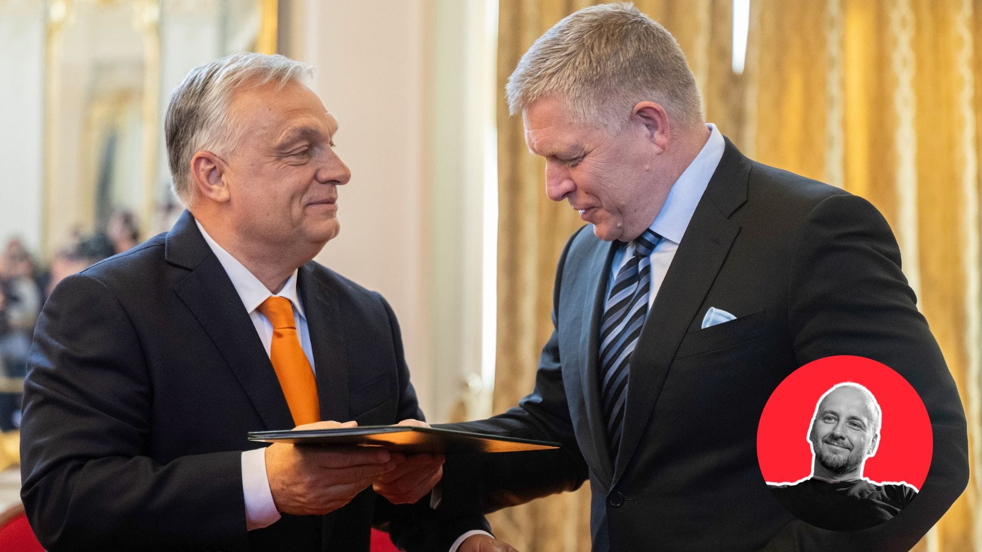 Na snímke vľavo maďarský premiér Viktor Orbán a vpravo slovenský premiér Robert Fico.