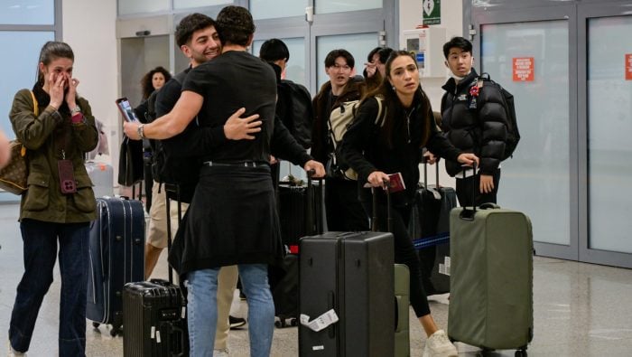 Experti: Vzdušný priestor môže byť uzavretý mesiace. Slovenskí turisti sa domov vracajú netradičnou cestou