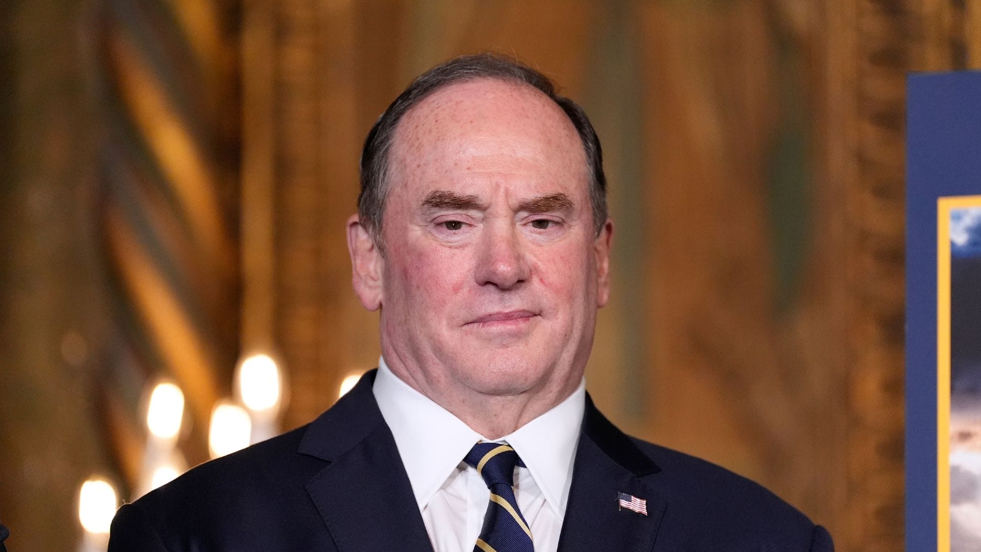 USA odvolali šéfa námorníctva Johna Phelana