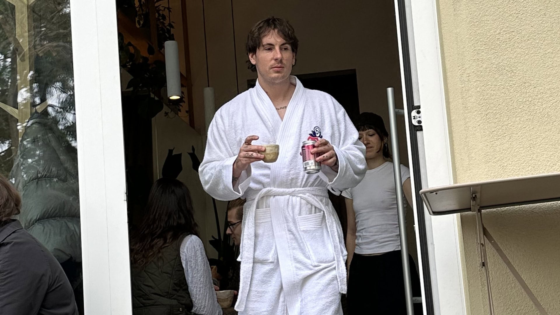 Známe tváre prekvapujú ľudí na verejnosti