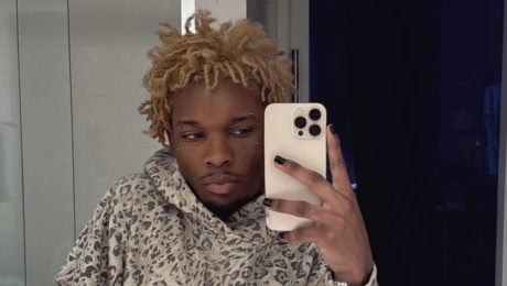 Na snímke spevák D4vd.