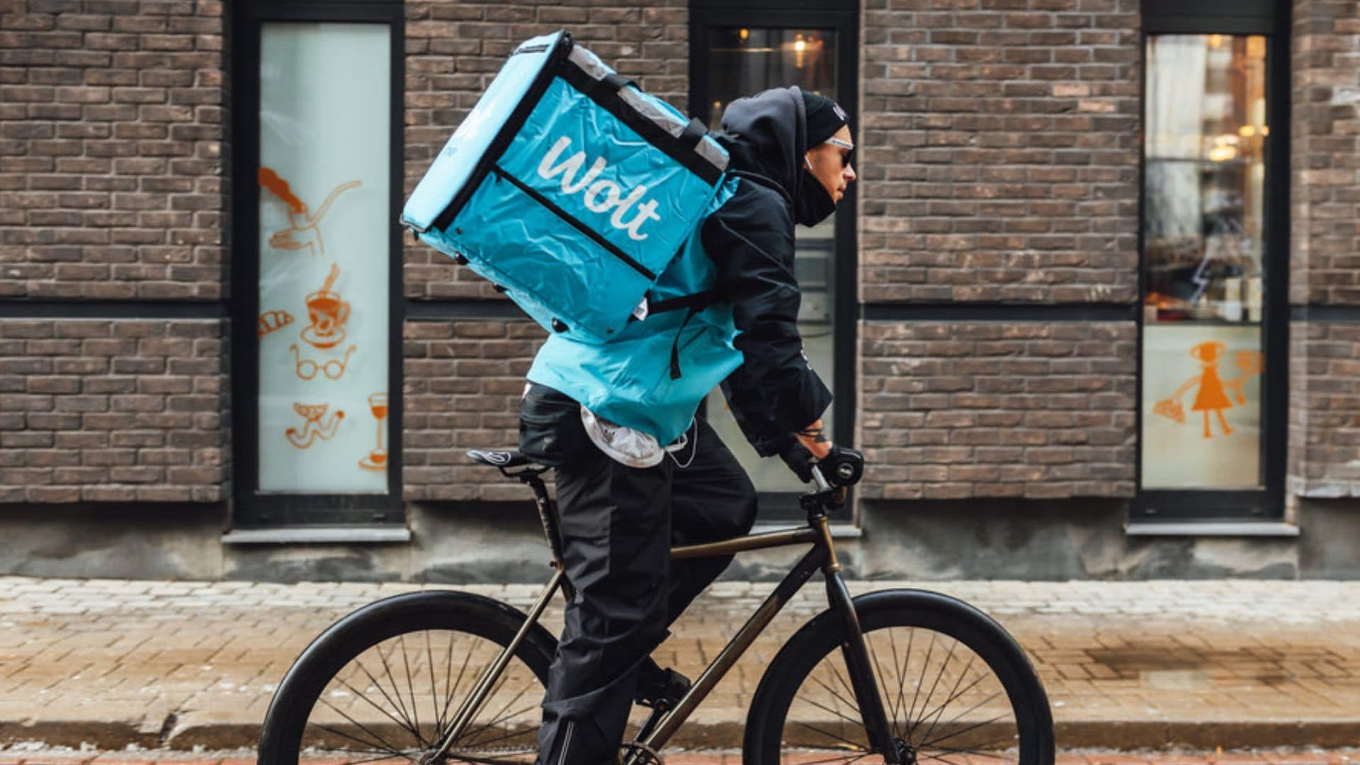 Wolt kuriér
