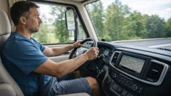 Európska únia uvoľňuje pravidlá pre vodičák skupiny B. Novinka má uľahčiť život tisícom vodičov