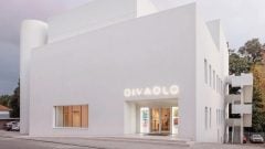 FOTO: Z chátrajúceho kina je nová pýcha pod Tatrami. Architekti ukázali majstrovskú premenu bez búrania