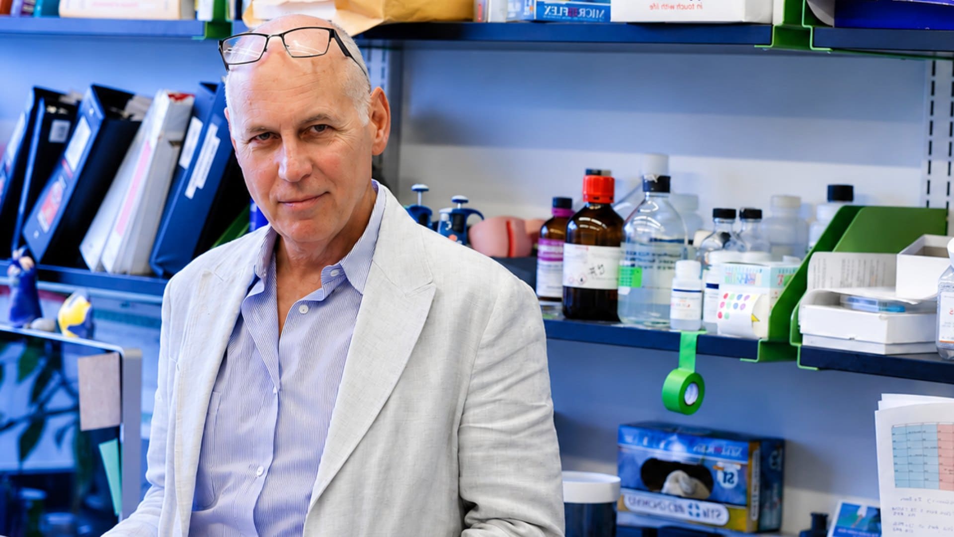 Dr. Charles Zuker