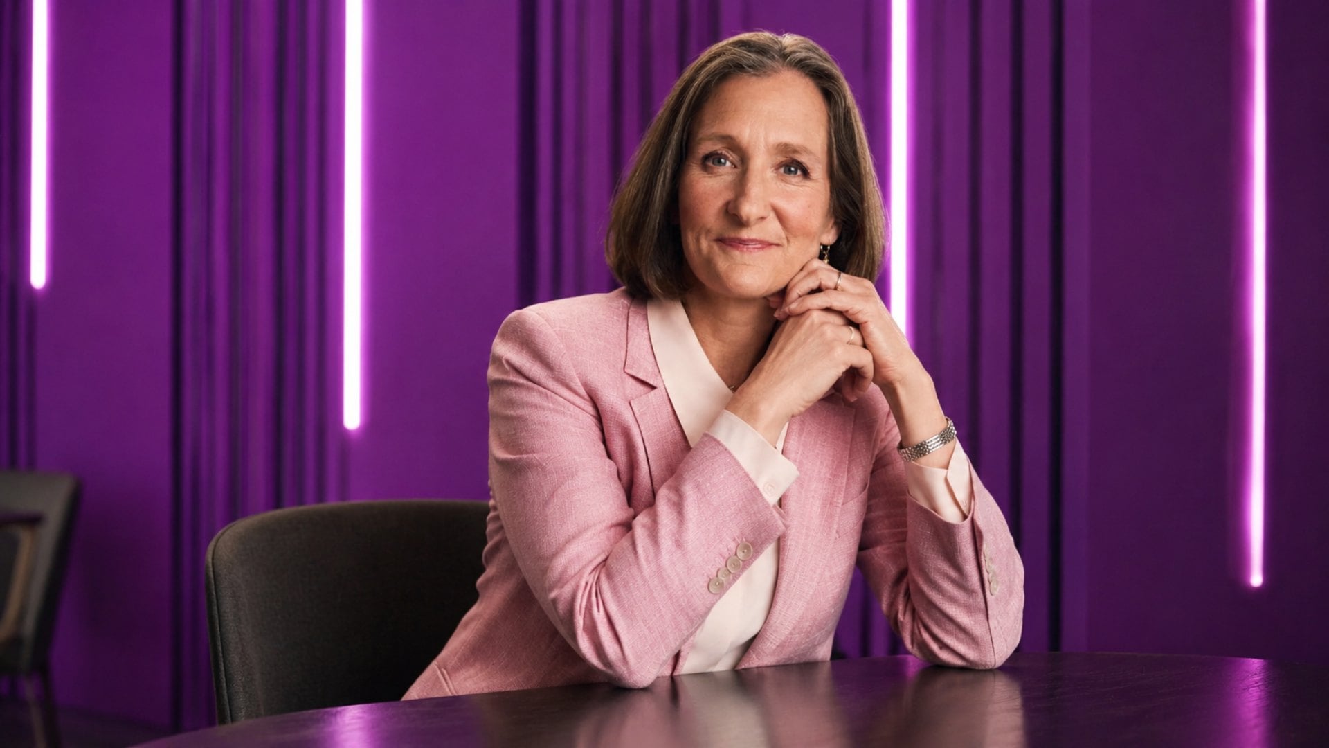 Dr. Anna Lembke