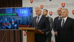 Smer hovorí o prenájme v centre Bratislavy za 83 eur. Žiada preverenie projektu Marty Šimečkovej
