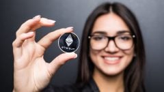 Kryptomeny stoja pred šokujúcou zmenou: Investori majú nového favorita, pozícia Etherea sa otriasa v základoch