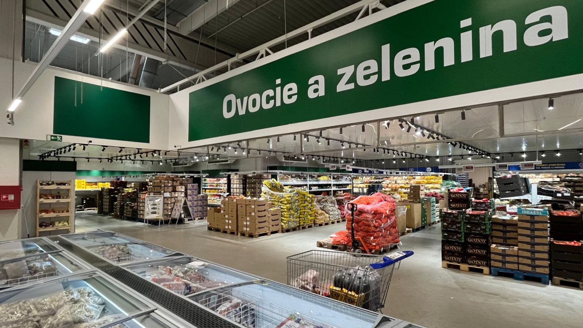 METRO v Devínskej Novej Vsi po veľkej premene: via