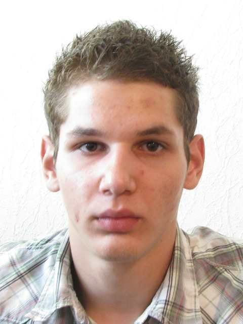 Na snímke Eric Nuhanović