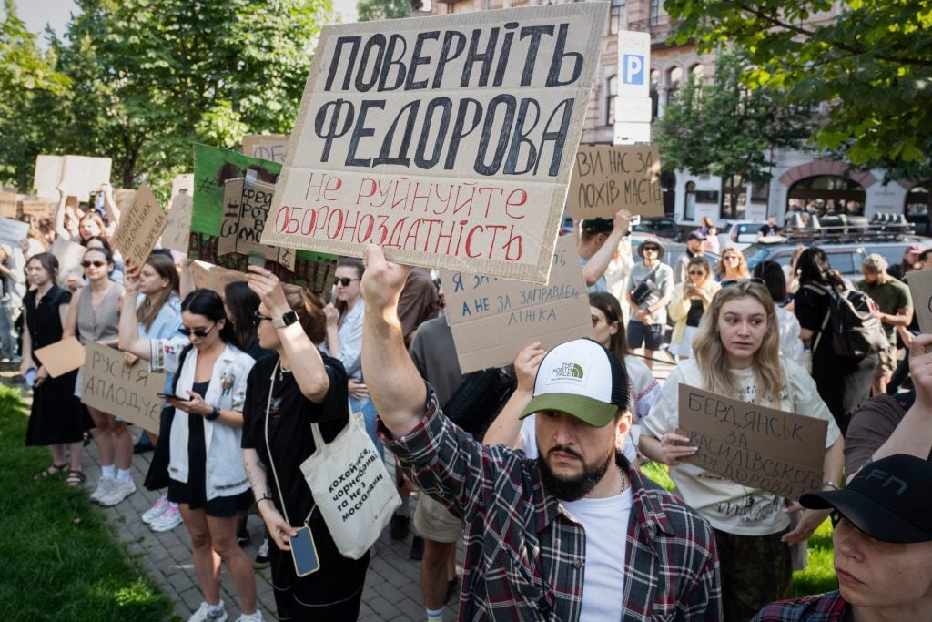 Protesty proti odvolani Fedorova
