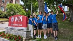 Mladí Slováci šokovali: Na svetovej súťaži robotov v USA skončili na 3. mieste