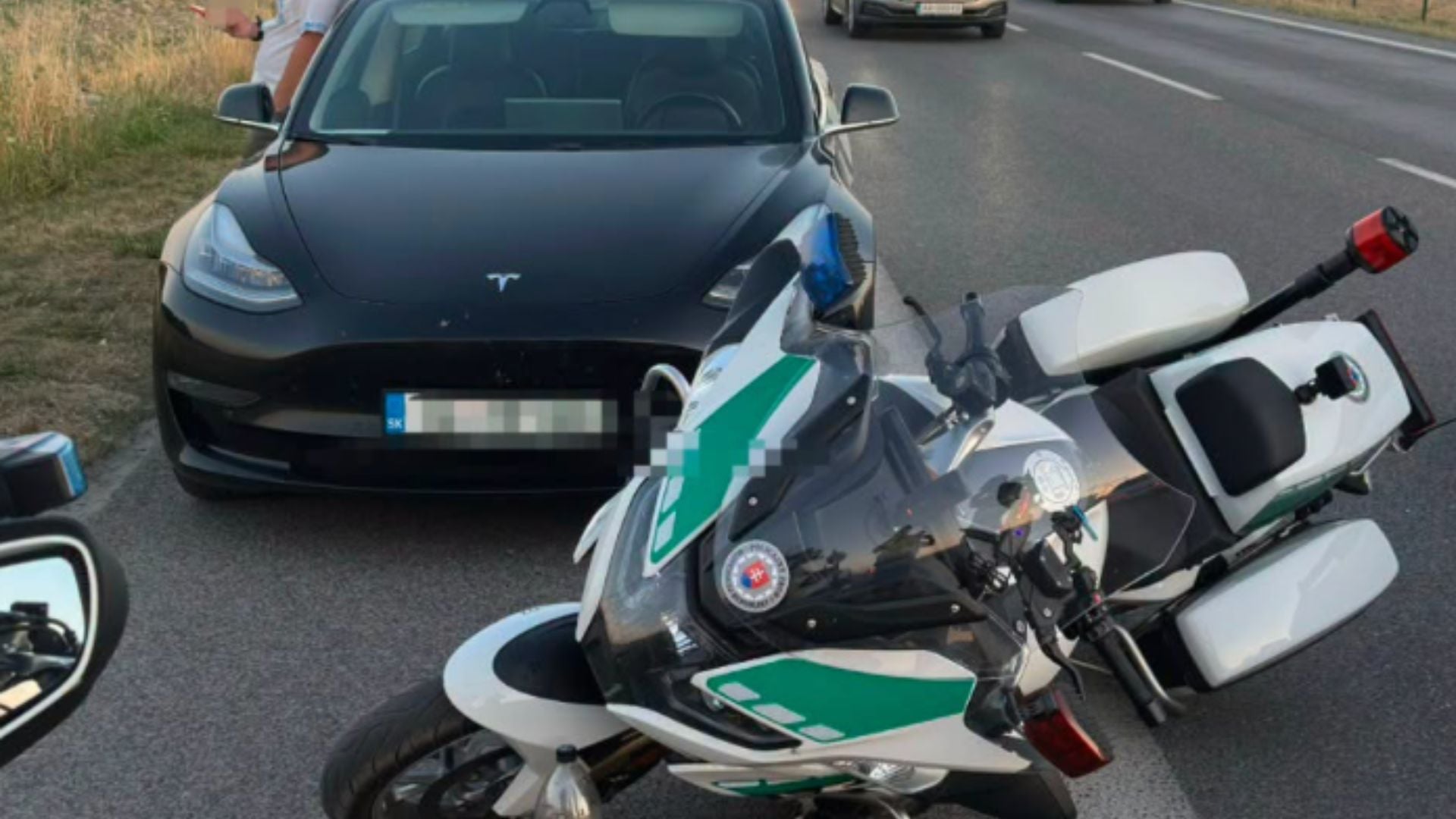 Taxikár pod vplyvom omamnej látky rozvážal ľudí na festival