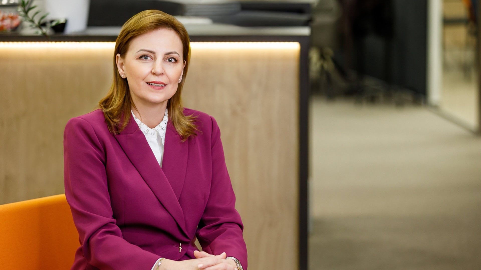 na snimke je Juliana Arvaiová