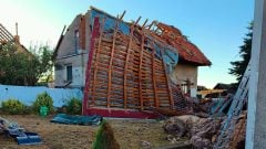 Nočná smršť zničila juh Slovenska, ľudia hovoria o tornáde: „Bralo to so sebou všetko“