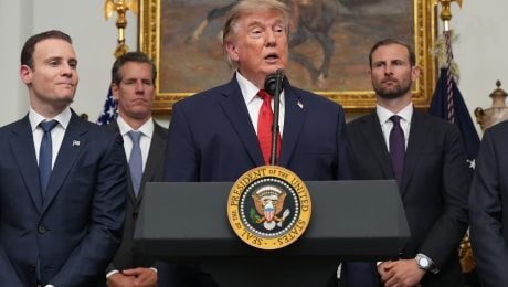 Trump mení vízovú politiku