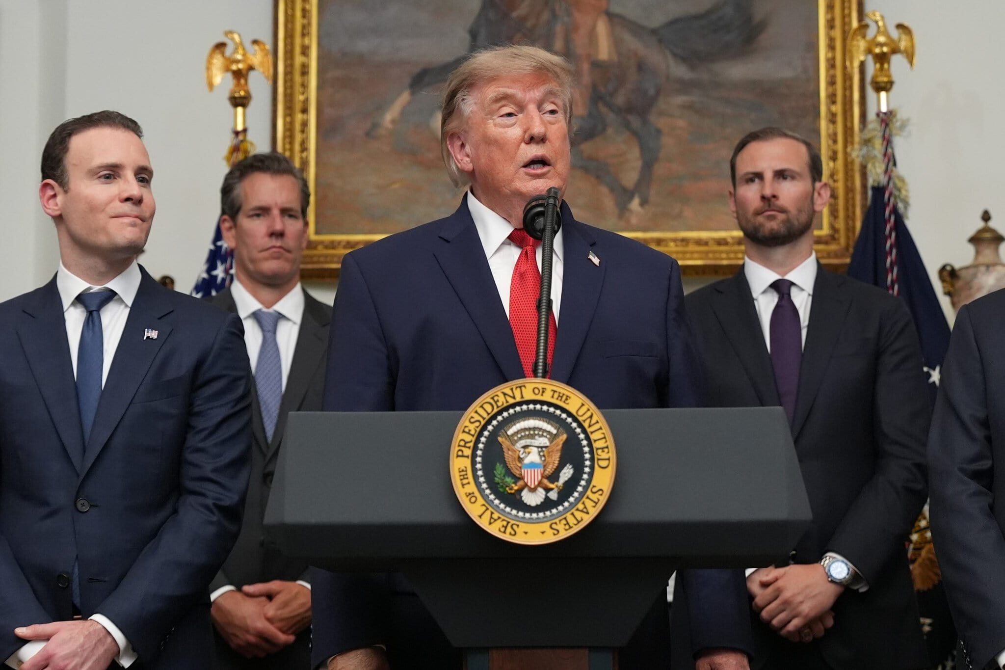 Trump mení vízovú politiku