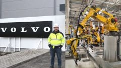 Plat aj 2 500 eur: Volvo pri Košiciach spustilo výrobu a hľadá ďalších 300 ľudí