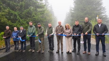 Slovensko dokončilo unikátnu cestu. 12-kilometrový úsek čaká veľká premiéra