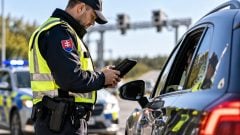 Pokuta 300 eur za osobné auto. Od októbra štát mení kontrolu vozidiel
