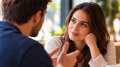 Pravidlo 50/70: Psychológ varuje pred chybou, ktorou odrádzaš ľudí od rozhovoru