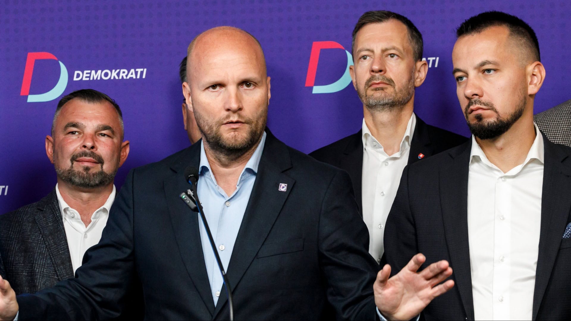Demokrati upozornili na manipuláciu