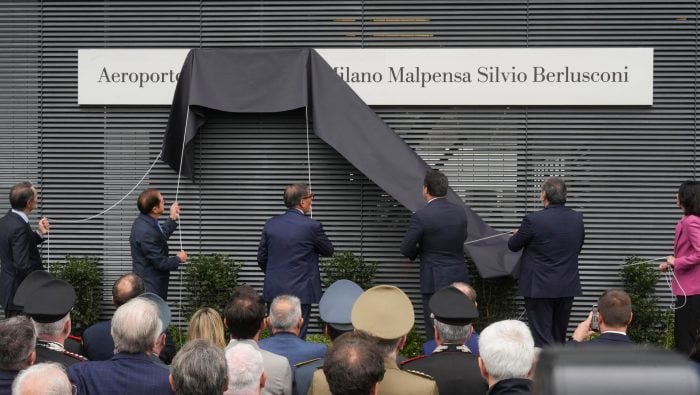 Obľúbené letisko Slovákov dostalo meno po kontroverznom politikovi. Nový názov pobúril tisíce ľudí