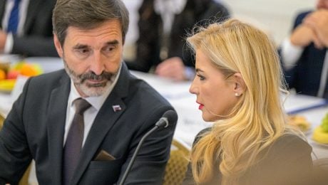 „Ste hanbou Slovenskej