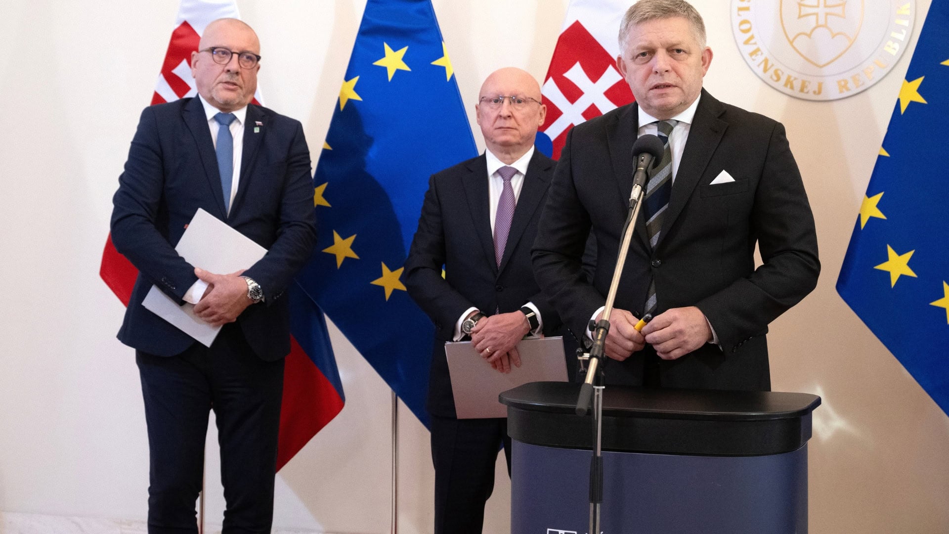 Podpis Zmluvy o kúpe akcií