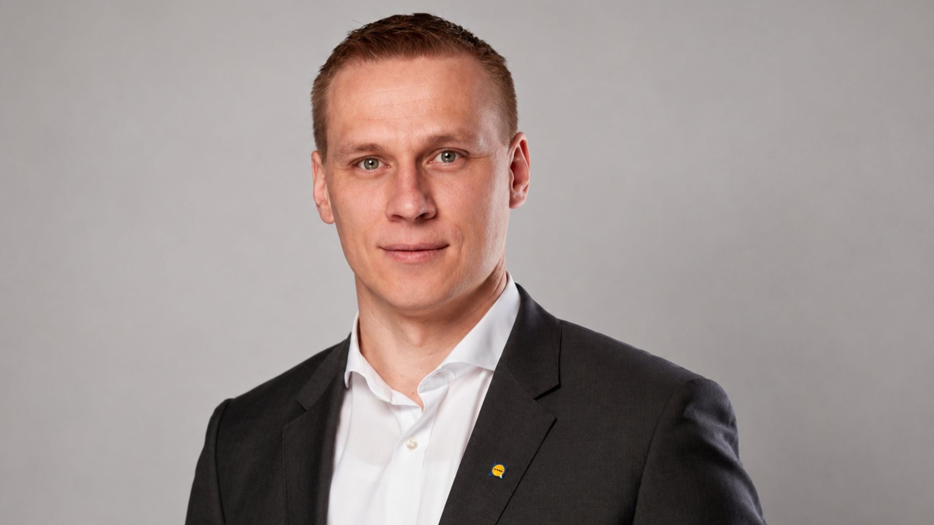 na snímke je Matúš Gála, Lidl