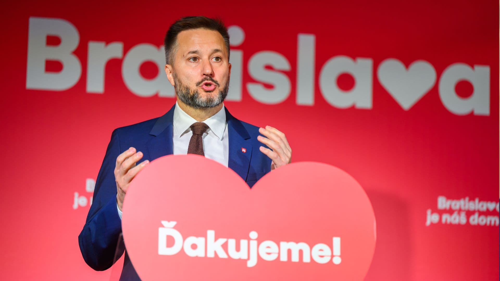 na snimke je vallo
