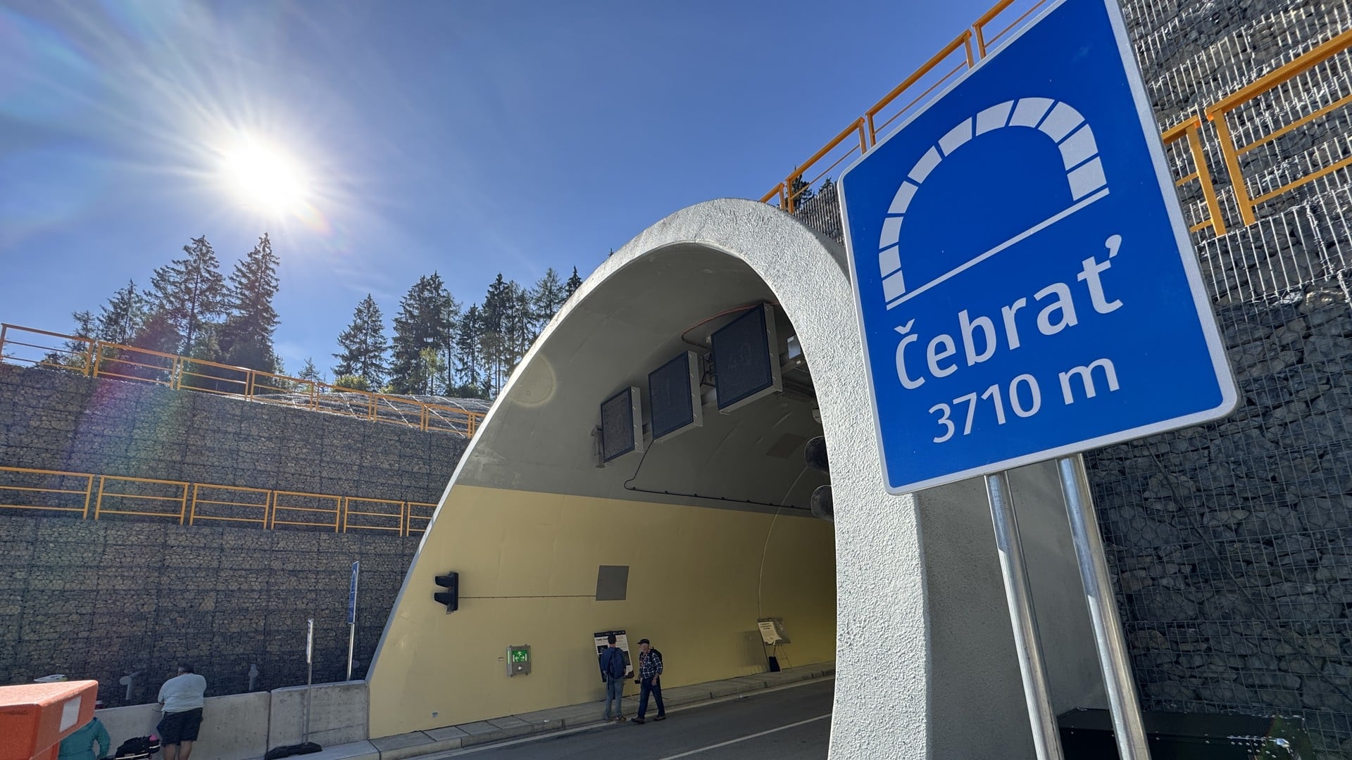 tunel Čebrať, obchvat Ružomberka,