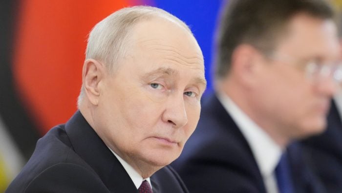 Ruský prezident Vladimir Putin rozpráva počas summitu hláv štátov a vlád Fóra krajín vyvážajúcich plyn (GECF) v Moskve v utorok 27. októbra 2026.