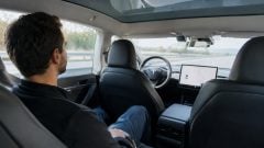 (ne)šoférovanie Tesla